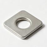 Квадратные металлические шайбы